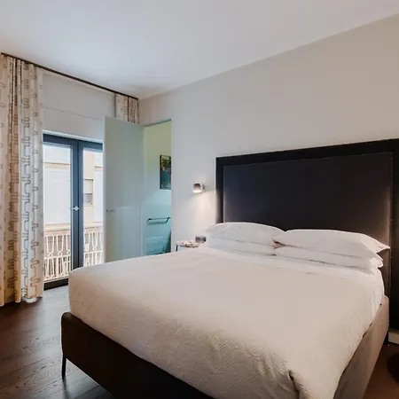 Hon - Hospitality ليتشي